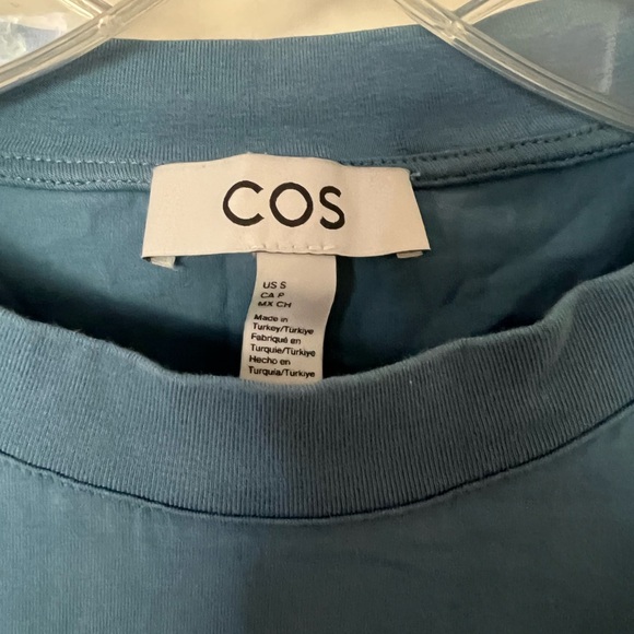 COS WIDE SLEEVE TOP BLUE - Picture 8 of 9